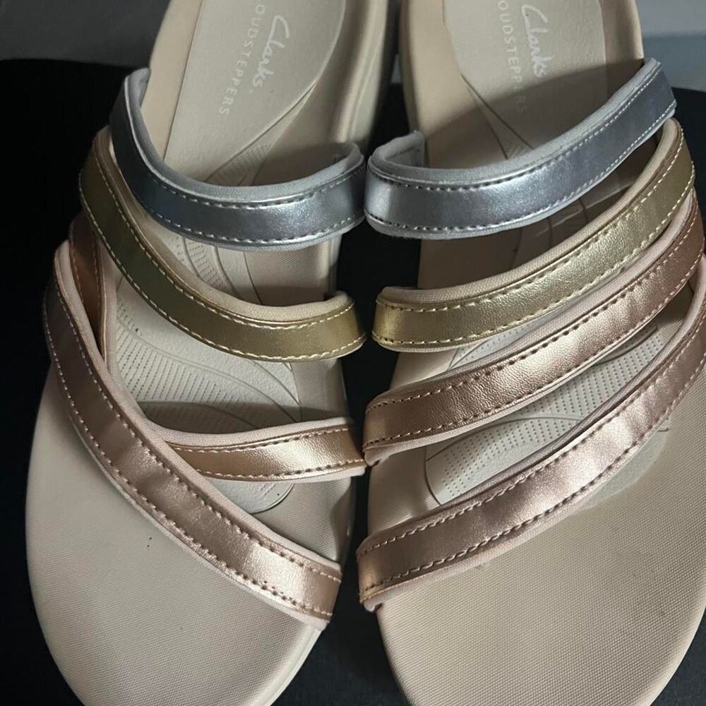 Clarks Women's Gold and Silver Sandals